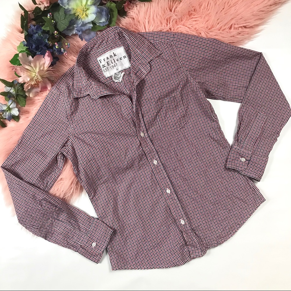 Frank & Eileen Barry Button Down Top